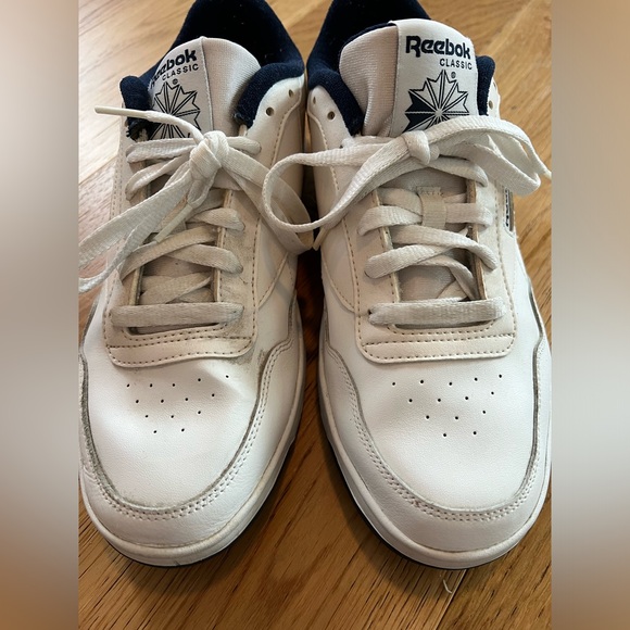 { reebok } men’s sneakers, size 11 - Picture 4 of 6